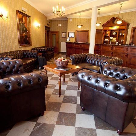 Hotel Sarmata Zespol Dworski Sandomierz Interior foto