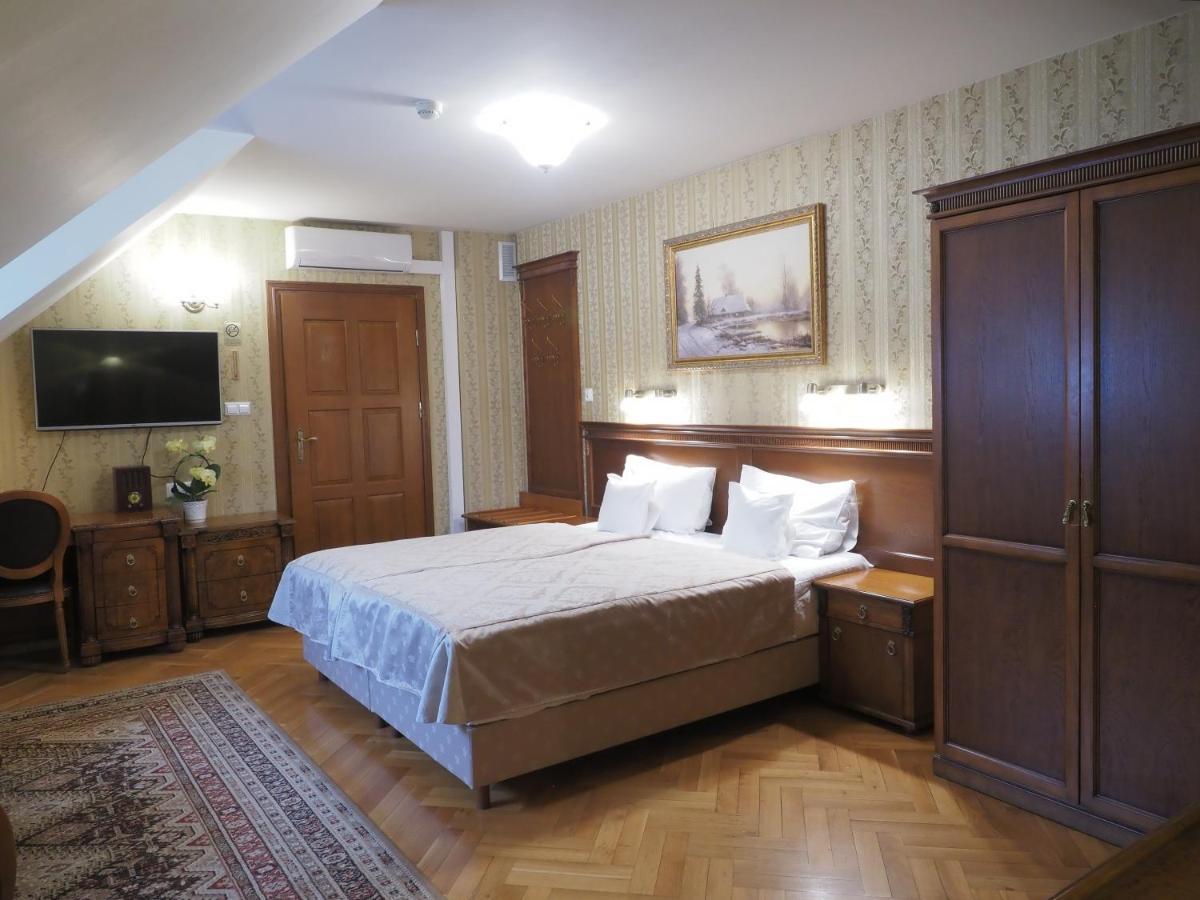 Hotel Sarmata Zespol Dworski Sandomierz Exterior foto
