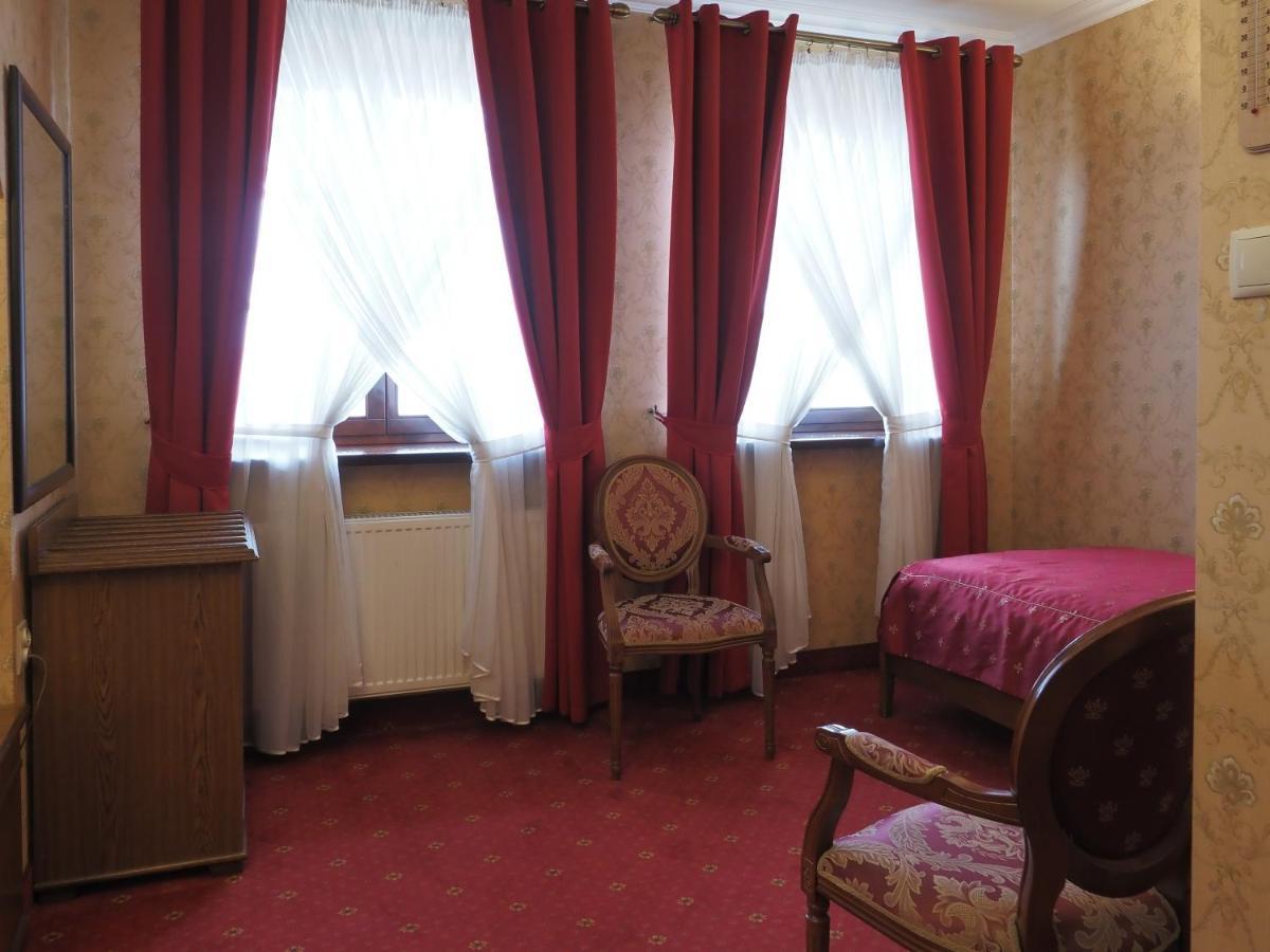 Hotel Sarmata Zespol Dworski Sandomierz Exterior foto