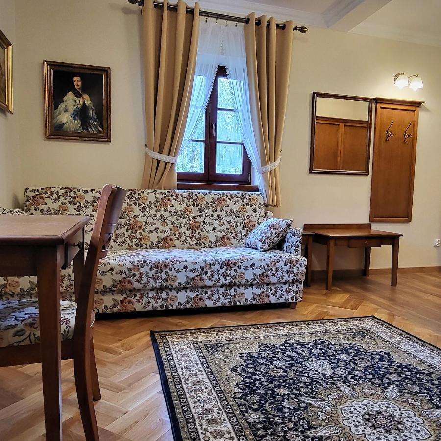 Hotel Sarmata Zespol Dworski Sandomierz Exterior foto